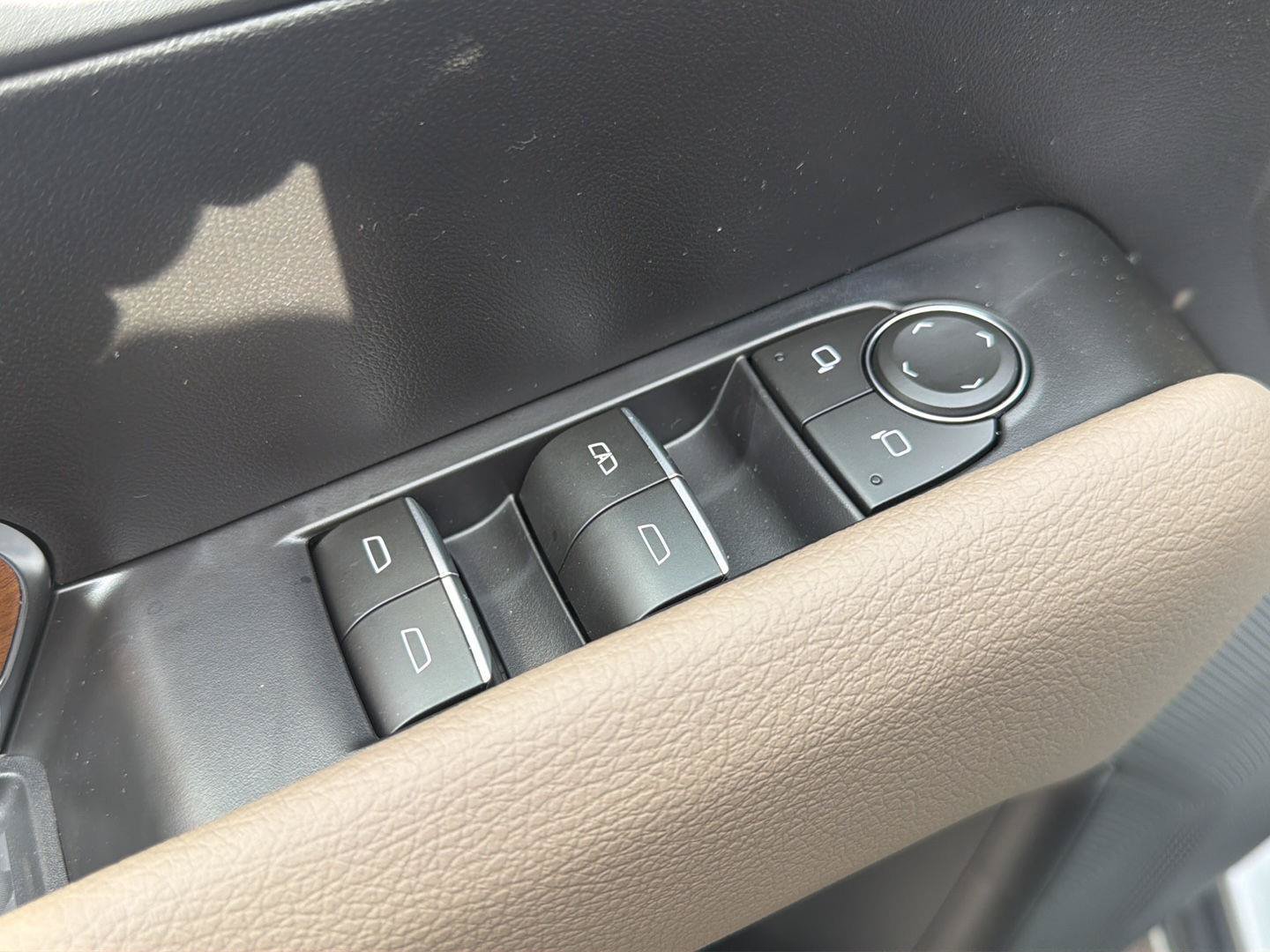 New 2026 GMC Canyon Denali AWD/4WD image 12