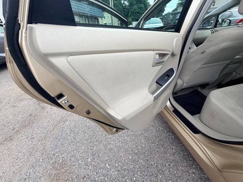 Used 2011 Toyota Prius Three FWD image 54