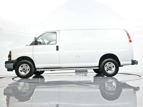 Used 2024 GMC Savana 2500 w/ Driver Convenience Package image 36
