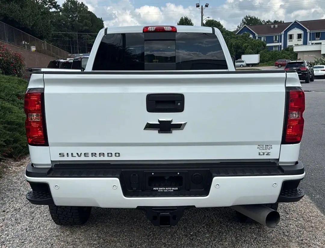 Used 2019 Chevrolet Silverado 3500 LTZ w/ Duramax Plus Package AWD/4WD image 8
