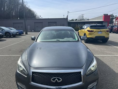 Used 2016 INFINITI Q70 L 3.7 w/ Deluxe Touring Package image 2