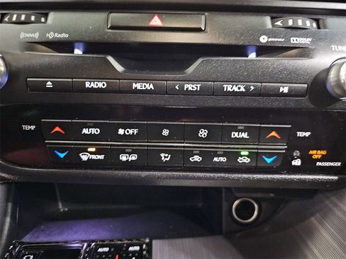 Used 2019 Lexus RX 350 F Sport w/ Navigation Package image 26