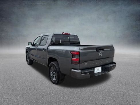 Used 2025 Nissan Frontier SV AWD/4WD image 8