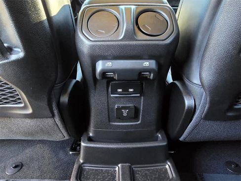 New 2026 Jeep Wrangler Unlimited Rubicon image 10