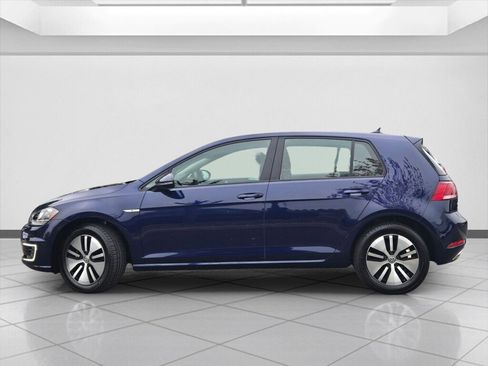 Used 2019 Volkswagen e-Golf SE w/ Driver Assistance Package image 8