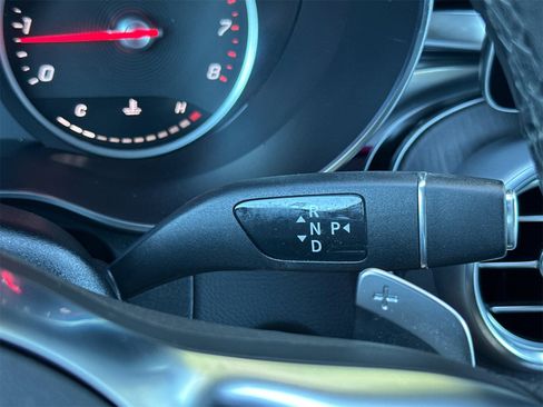 Certified 2022 Mercedes-Benz GLC 300 image 24