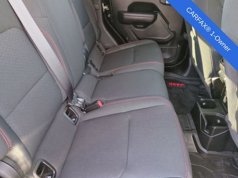 Used 2023 Jeep Gladiator Rubicon w/ Cold Weather Group image 25