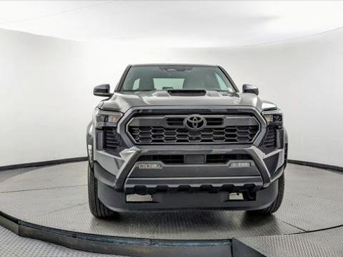 Used 2024 Toyota Tacoma TRD Sport RWD image 12