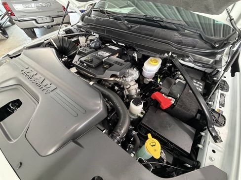 Used 2024 RAM 2500 Big Horn w/ Night Edition image 10