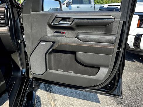 Used 2023 GMC Sierra 1500 AT4 w/ AT4 Preferred Package image 29