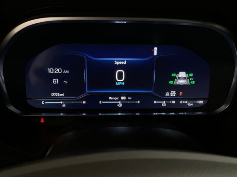 Used 2023 Chevrolet Tahoe Z71 w/ Luxury Package image 15