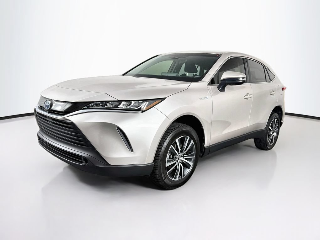 Used 2021 Toyota Venza LE AWD/4WD image 3
