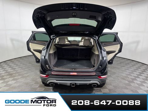 Used 2019 Lincoln MKC Reserve w/ MKC Technology Package image 13