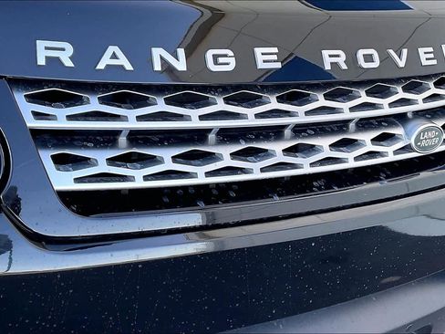 Used 2016 Land Rover Range Rover Sport HSE image 29