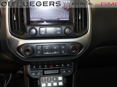 Used 2021 Chevrolet Colorado ZR2 w/ ZR2 Dusk Special Edition AWD/4WD image 23