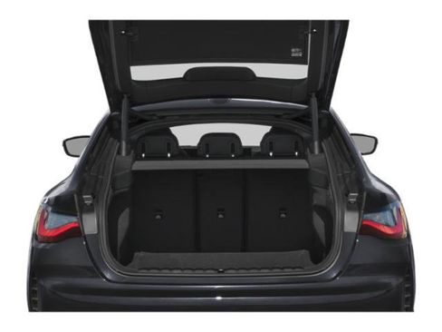 Used 2025 BMW 430i xDrive w/ M Sport Package image 10