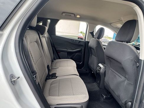 Used 2022 Ford Escape SE w/ Convenience Package FWD image 30