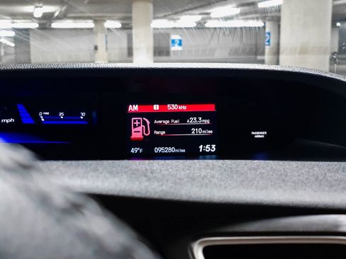 Used 2015 Honda Civic SE image 26