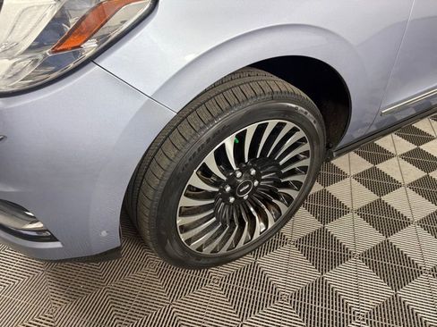 Used 2018 Lincoln Navigator Black Label w/ Cargo Package image 10