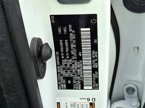 Used 2022 Lexus GX 460 Premium w/ Premium Package image 28