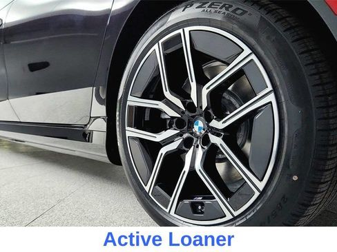 Used 2025 BMW i7 xDrive60 AWD/4WD image 13