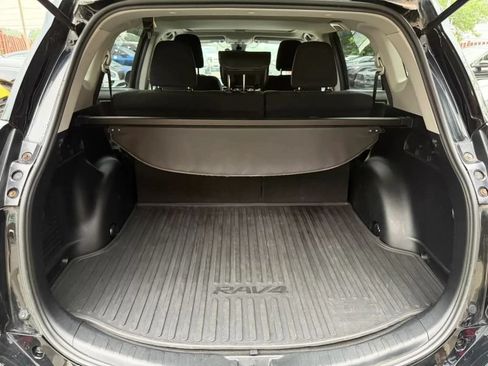 Used 2018 Toyota RAV4 XLE w/ Plus Extra Value Package AWD/4WD image 24