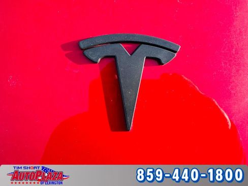 Used 2021 Tesla Model Y Long Range image 16