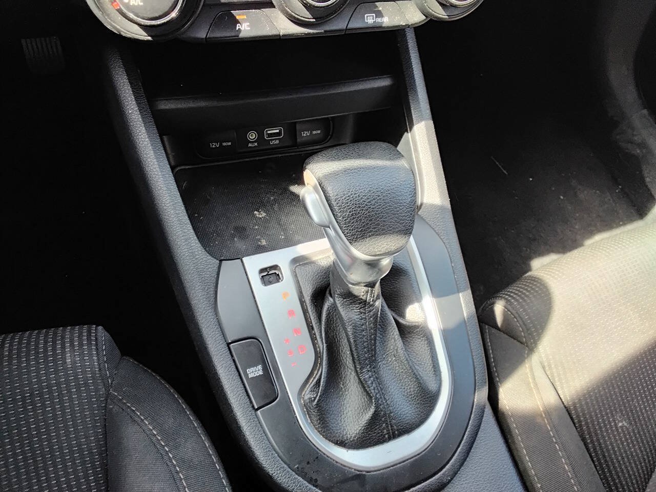 Used 2020 Kia Forte LXS FWD image 4