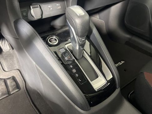 New 2025 Nissan Versa SR w/ Trunk Package FWD image 22