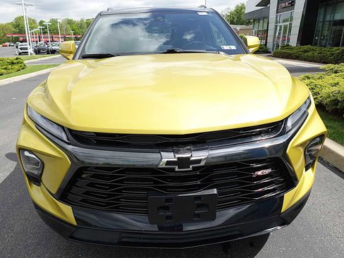 Used 2023 Chevrolet Blazer RS w/ Enhanced Convenience Package AWD/4WD image 8