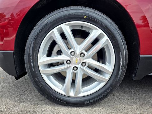 Used 2019 Chevrolet Equinox Premier image 18