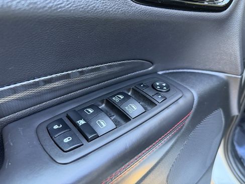 Used 2023 Dodge Durango GT image 18