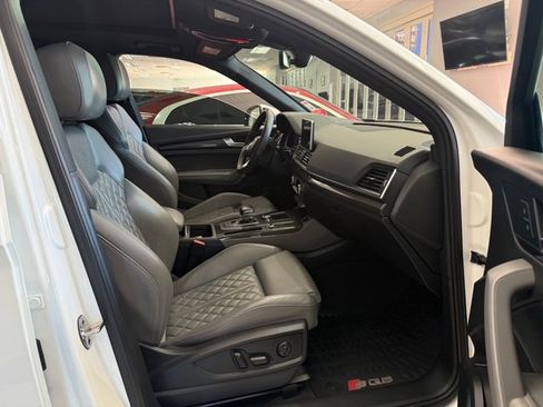 Used 2018 Audi SQ5 Prestige w/ Prestige Package image 10
