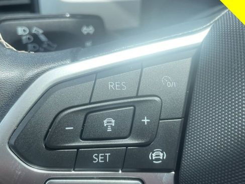 Certified 2023 Volkswagen Atlas SE AWD/4WD image 31
