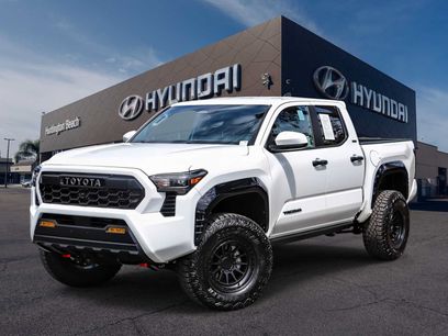 Used 2025 Toyota Tacoma SR5