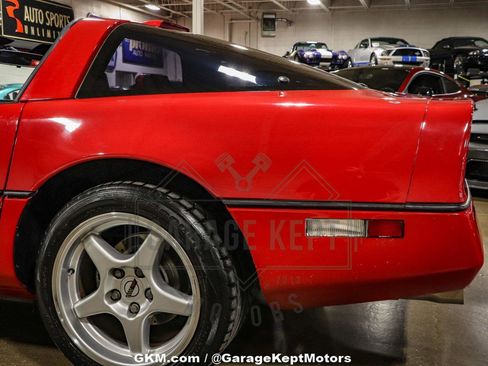Used 1987 Chevrolet Corvette Coupe image 38