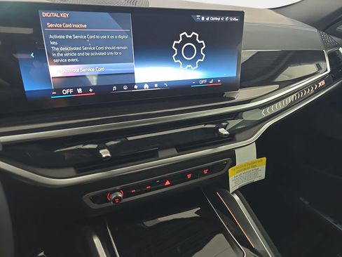New 2026 BMW X6 xDrive40i w/ Climate Comfort Package image 16