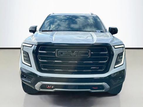 Used 2026 GMC Yukon AT4 Ultimate w/ LPO, Illumination Package AWD/4WD image 2