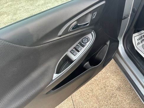 Used 2024 Chevrolet Malibu LT image 12