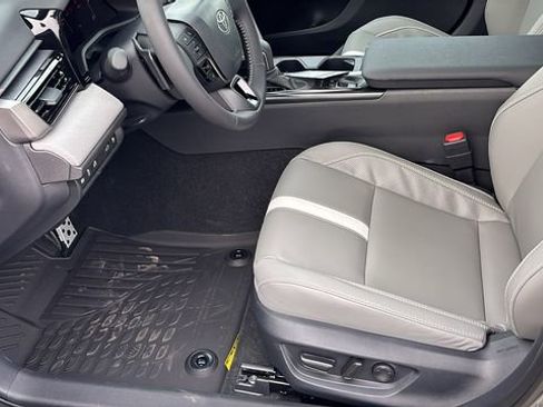 New 2026 Toyota Camry SE image 26