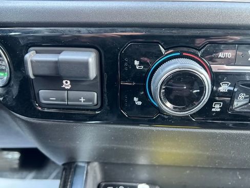 Used 2024 Chevrolet Silverado 1500 RST w/ Convenience Package II image 27