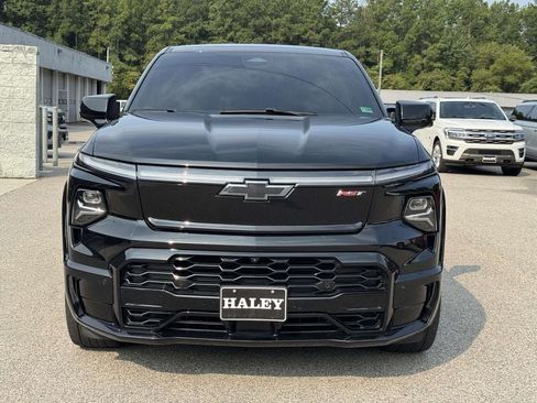 Used 2024 Chevrolet Silverado EV RST AWD/4WD image 25