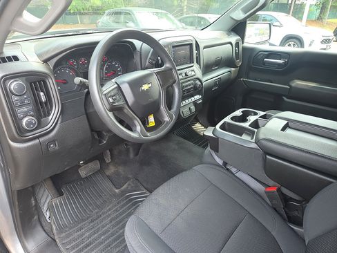 Used 2021 Chevrolet Silverado 1500 Custom AWD/4WD image 15