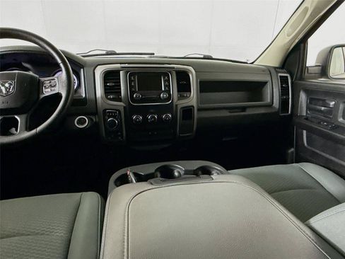 Used 2015 RAM 1500 Express AWD/4WD image 29