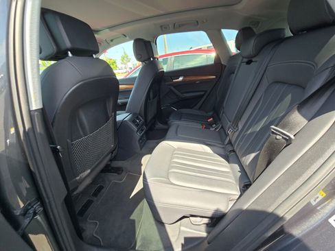 Used 2022 Audi Q5 2.0T Premium Plus image 14