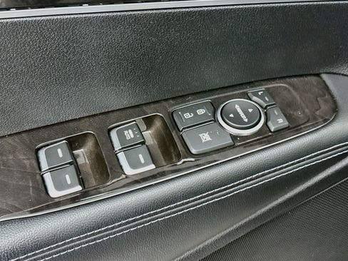 Used 2016 Kia Sorento FWD w/ LX Convenience Package image 15