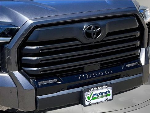 Used 2024 Toyota Tundra Limited AWD/4WD image 35