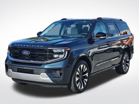 New 2026 Ford Expedition Platinum image 2