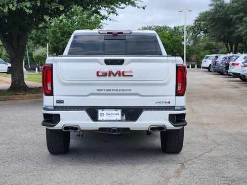 Used 2022 GMC Sierra 1500 AT4 w/ AT4 Premium Package AWD/4WD image 33