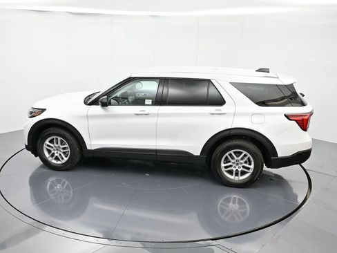 New 2026 Ford Explorer Active image 45